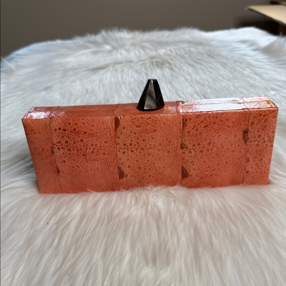 Gail DeLoach Asiaphile Orange Animal Skin Clutch - Picture 1 of 9